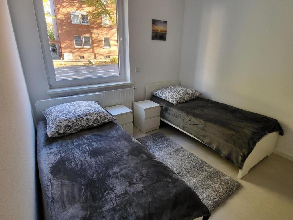 Monteurzimmer Mit Zwei Einzelnen Betten In Einer 3Zi Wohnung Mit Kueche Und Bad Osnabrück Exterior foto