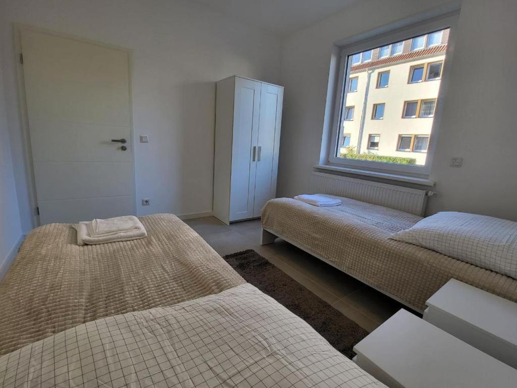 Monteurzimmer Mit Zwei Einzelnen Betten In Einer 3Zi Wohnung Mit Kueche Und Bad Osnabrück Exterior foto