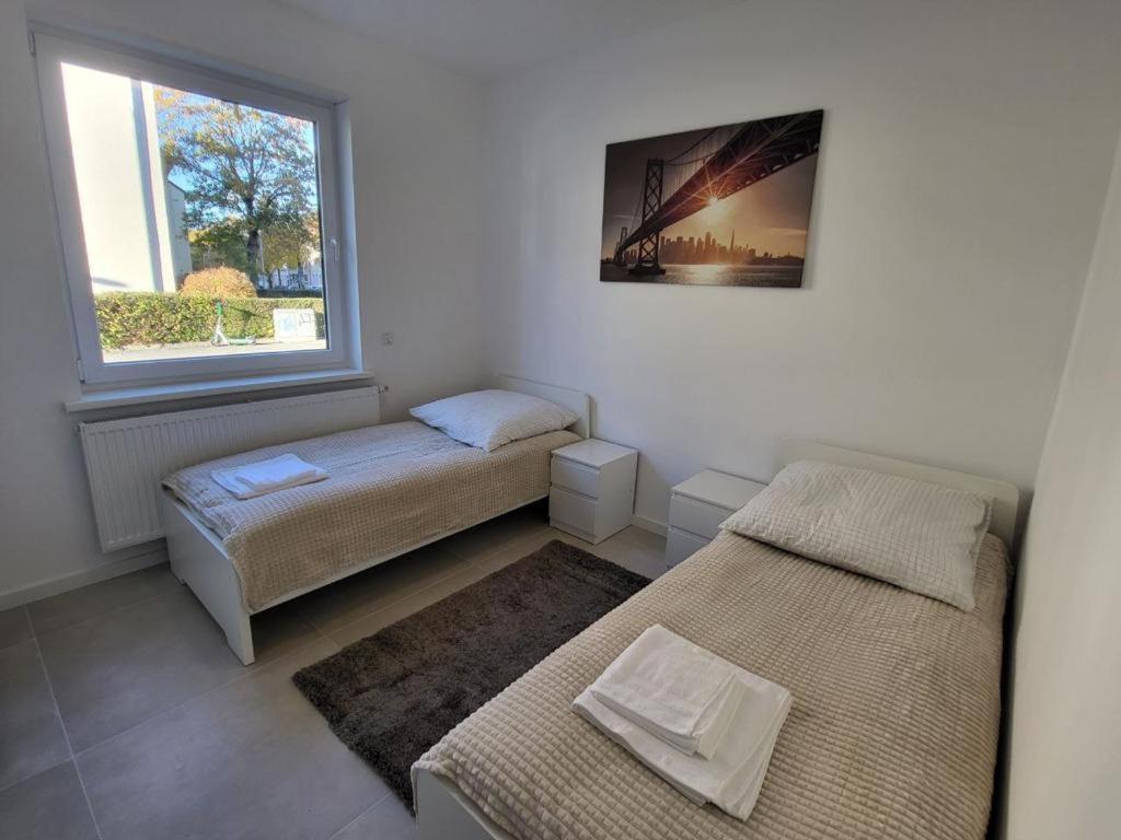 Monteurzimmer Mit Zwei Einzelnen Betten In Einer 3Zi Wohnung Mit Kueche Und Bad Osnabrück Exterior foto