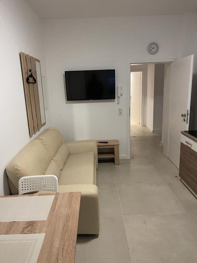 Monteurzimmer Mit Zwei Einzelnen Betten In Einer 3Zi Wohnung Mit Kueche Und Bad Osnabrück Exterior foto